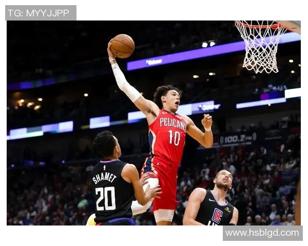 曾凡博的篮球之路：从青涩少年到璀璨明星的成长故事